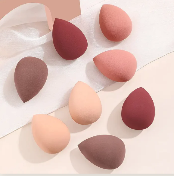 Achieve Flawless Makeup Application With The 8-Piece Beauty Egg Set