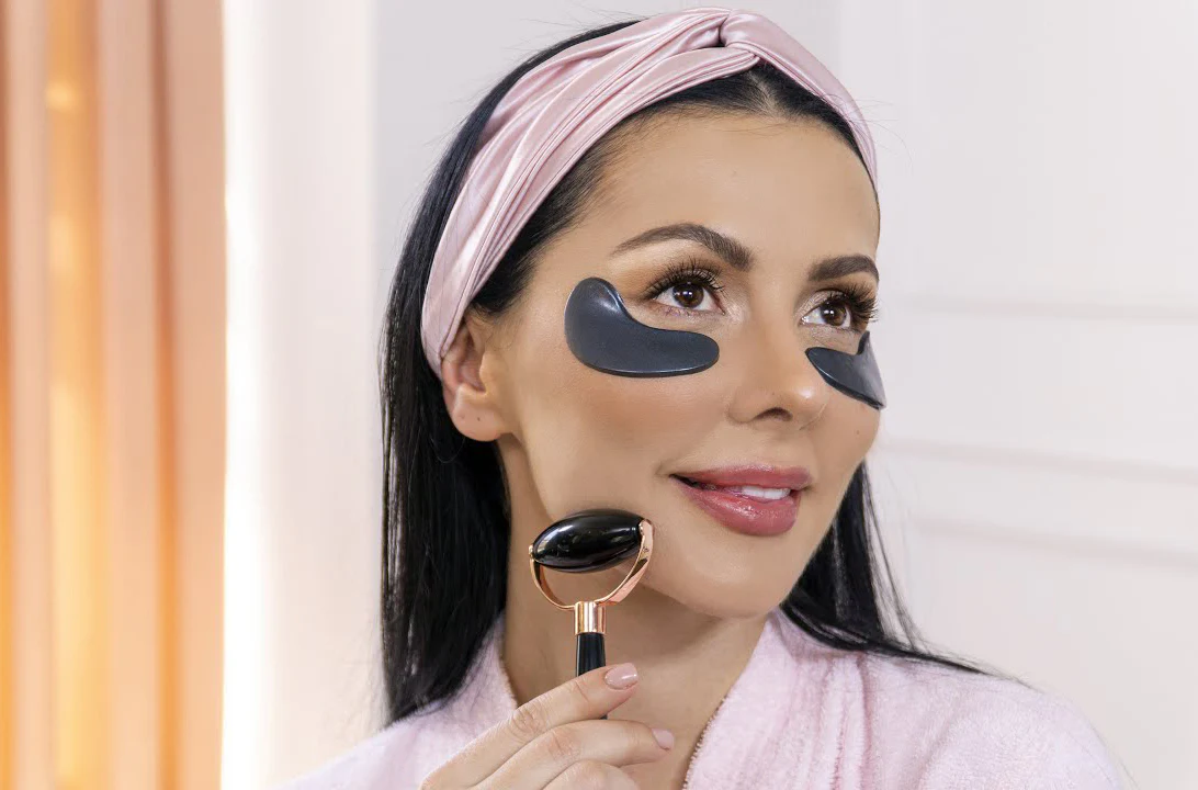 Black Eye Mask