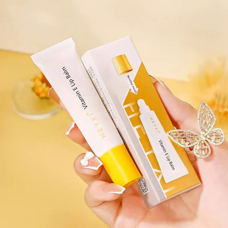 Vitamin E Lip Balm Moisturizing Anti-Cracking Lip Balm Lip Mask 10g